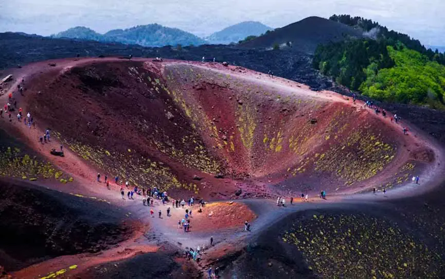 Excursion d'une journe  l'Etna et  Taormina depuis Cefal. Achat de billets en ligne